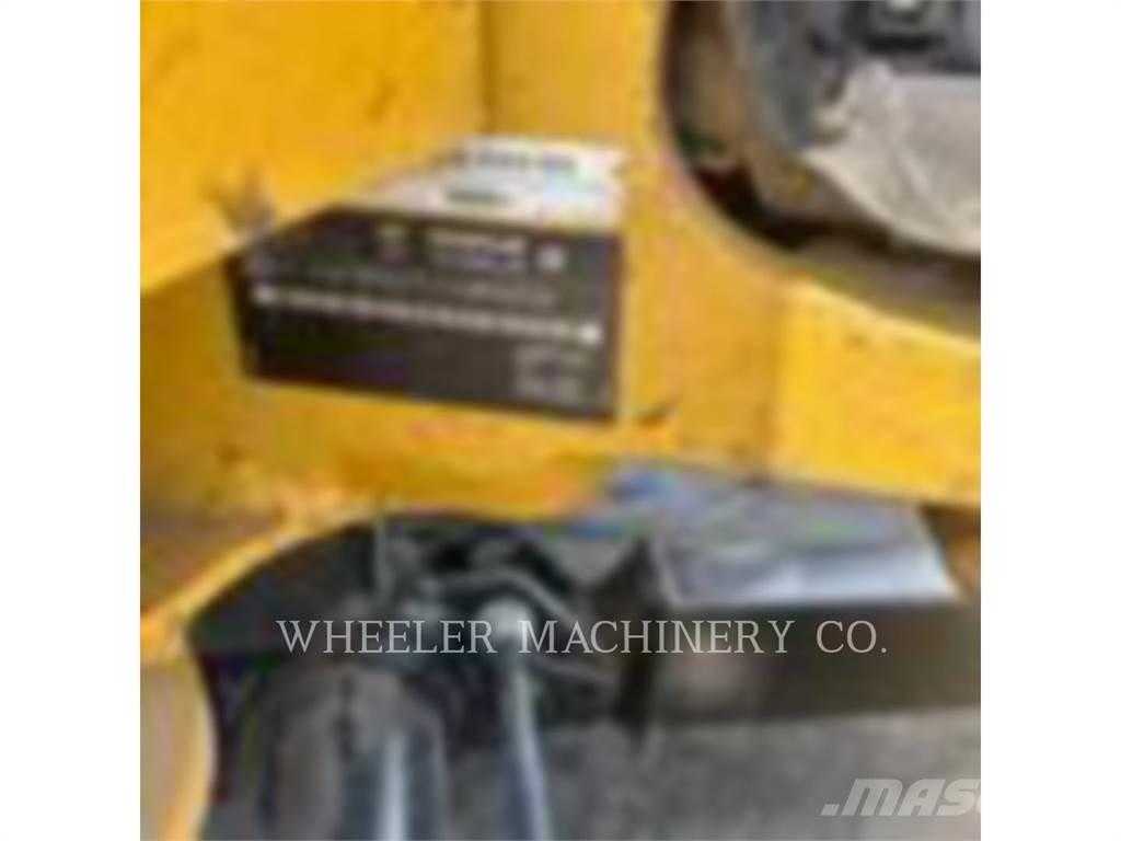 CAT 302.7 C3 대형 굴삭기 29톤 이상