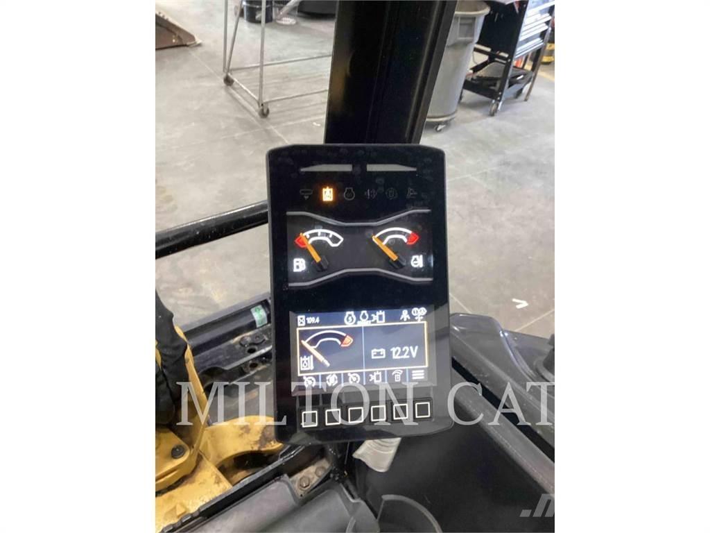 CAT 302.707CR 대형 굴삭기 29톤 이상