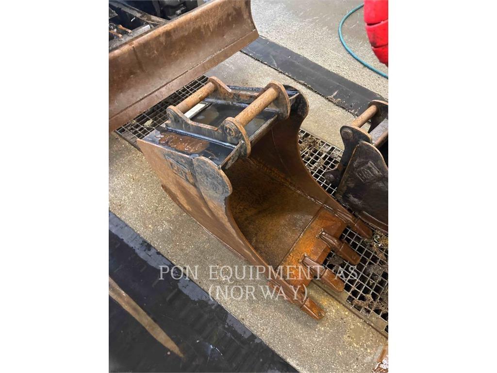 CAT 302.707CR 대형 굴삭기 29톤 이상