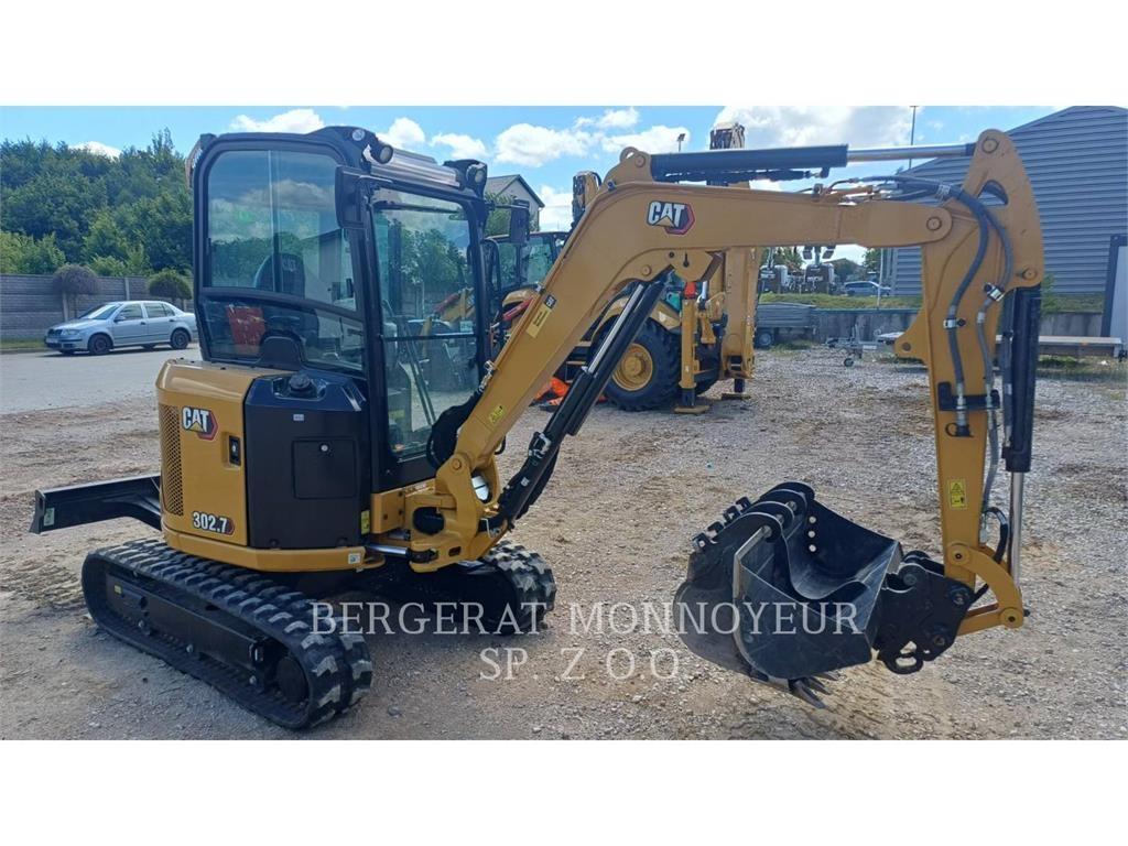 CAT 302.7CR 대형 굴삭기 29톤 이상