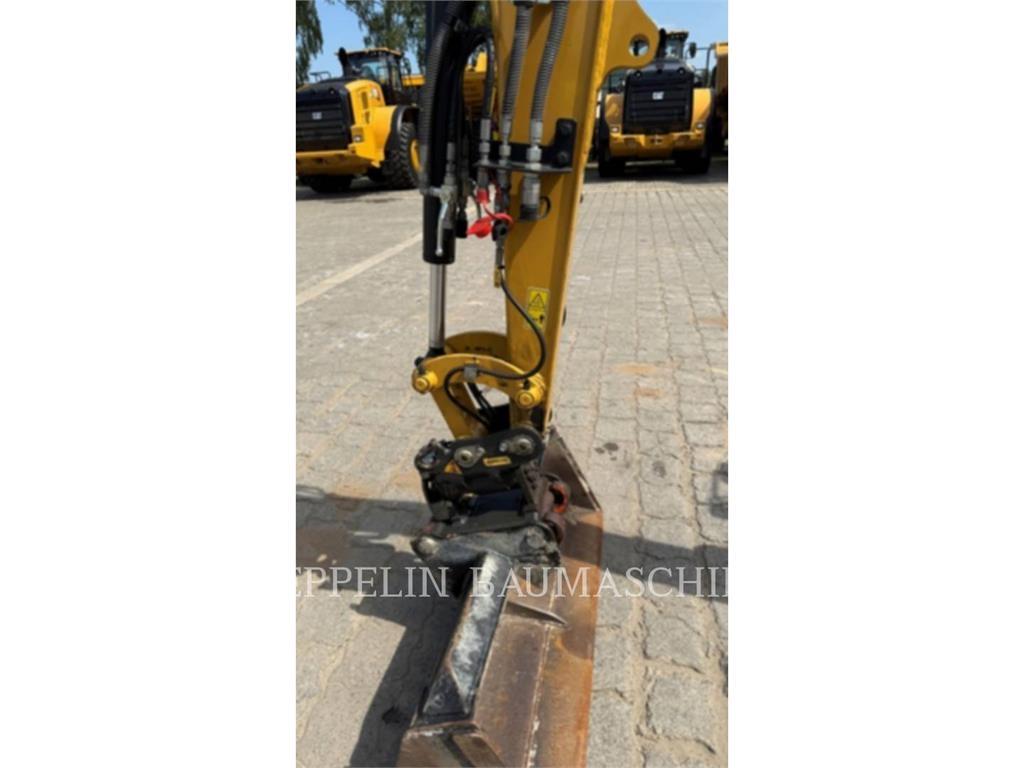 CAT 302.7CR-07 대형 굴삭기 29톤 이상