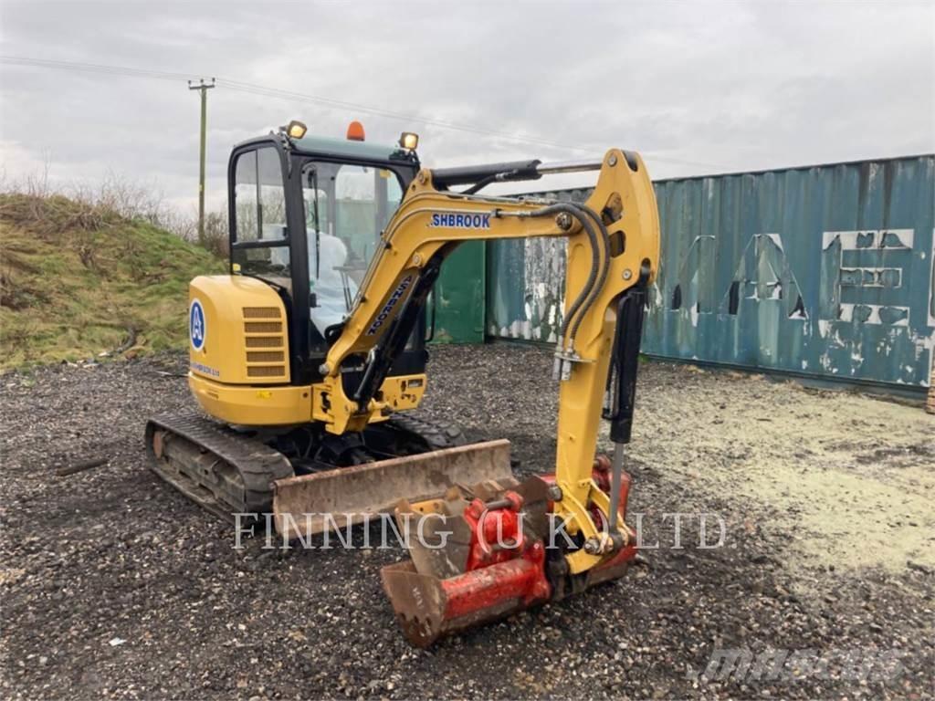 CAT 302.7D CAB 대형 굴삭기 29톤 이상