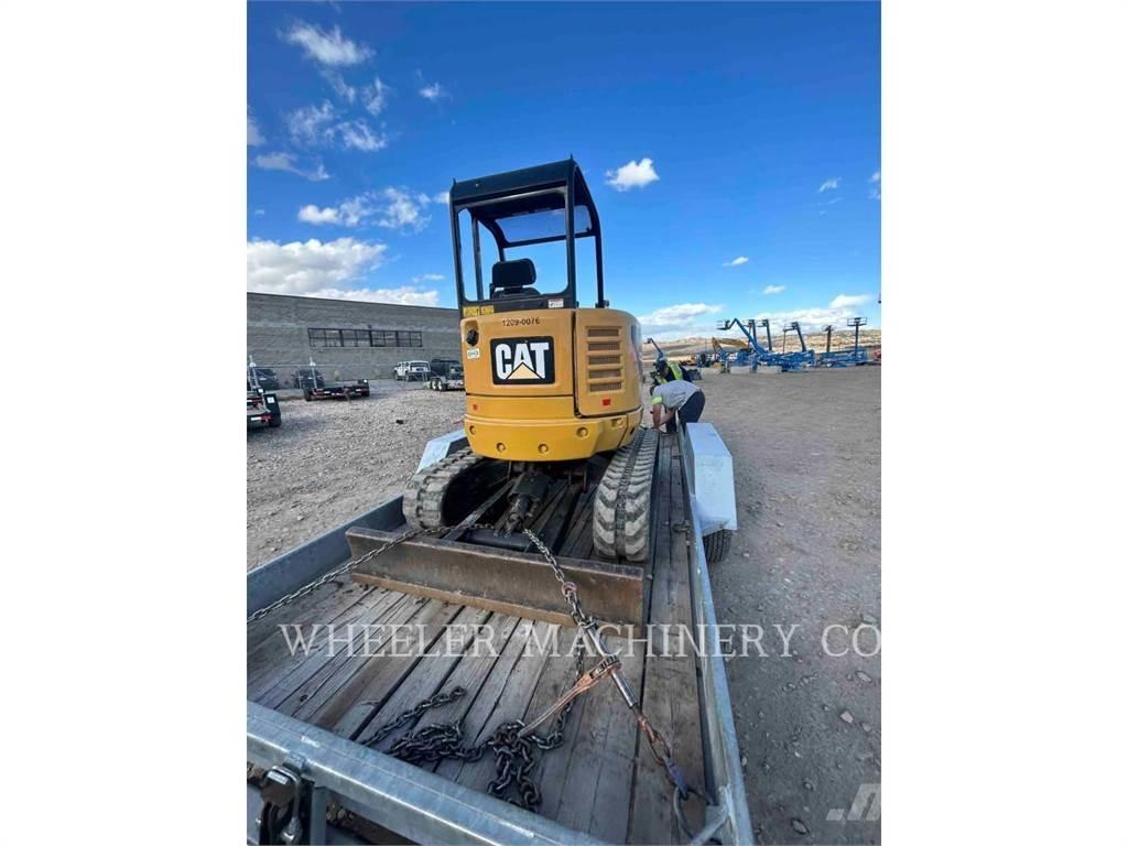 CAT 302.7DC1TH 대형 굴삭기 29톤 이상