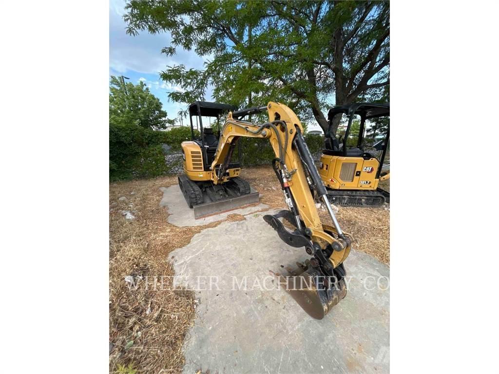 CAT 302.7DC1TH 대형 굴삭기 29톤 이상