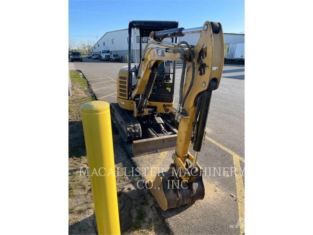 CAT 302.7DCR 대형 굴삭기 29톤 이상