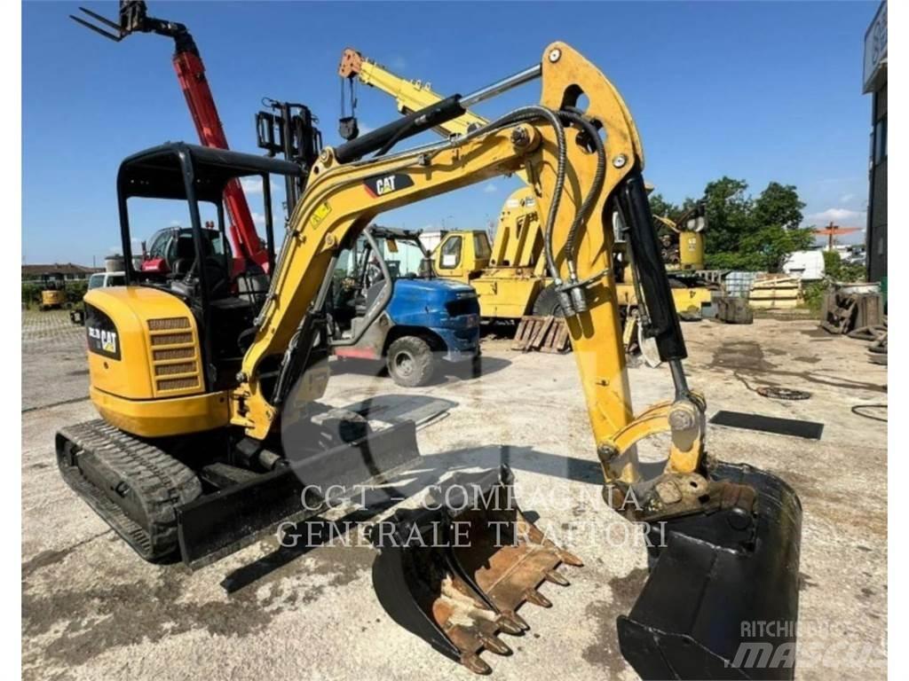 CAT 302.7DCR 대형 굴삭기 29톤 이상