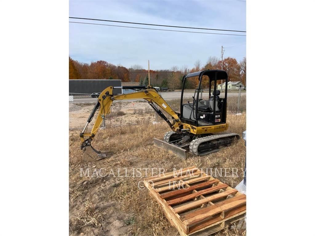 CAT 302.7DCR 대형 굴삭기 29톤 이상