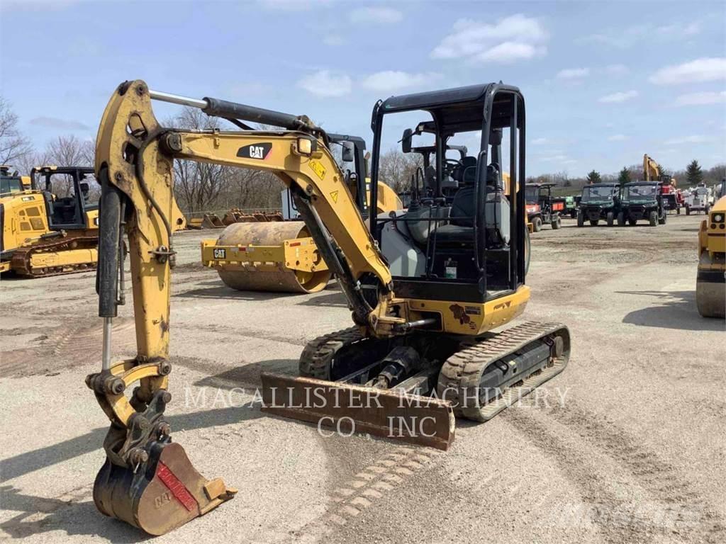 CAT 302.7DCR 대형 굴삭기 29톤 이상
