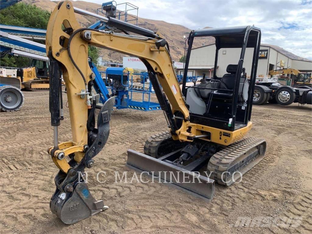 CAT 302.7DCRCN 대형 굴삭기 29톤 이상