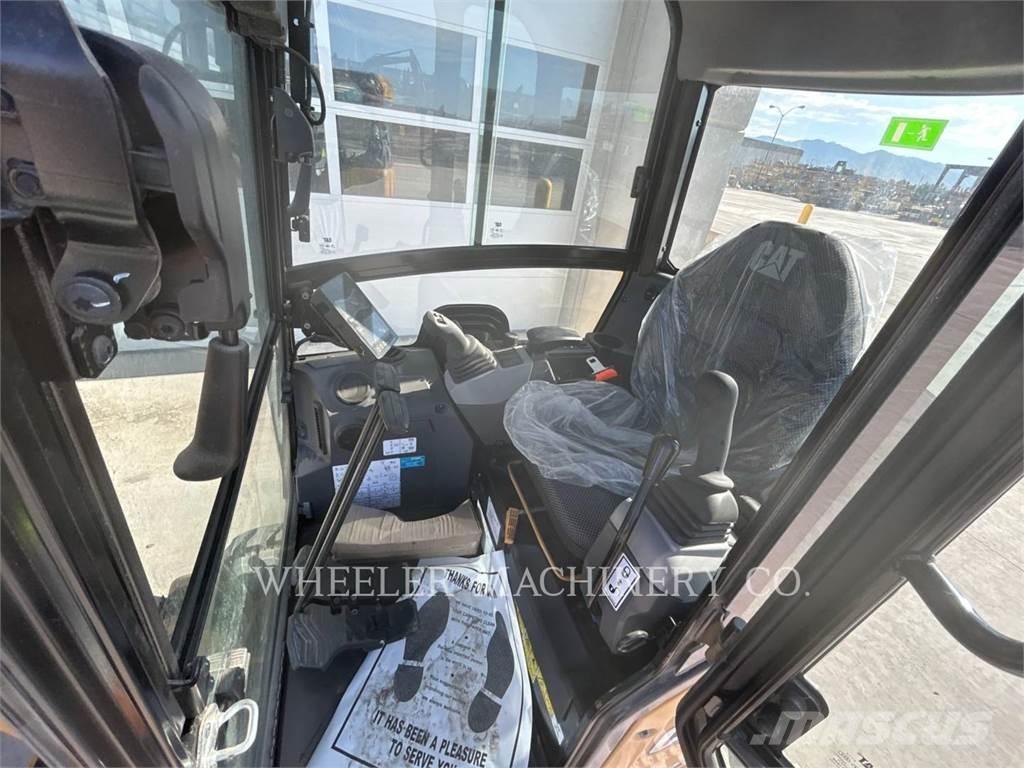 CAT 302 C3 대형 굴삭기 29톤 이상