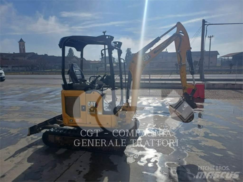 CAT 302 CR 대형 굴삭기 29톤 이상