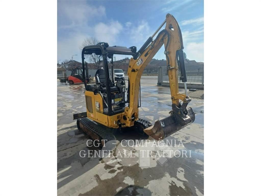 CAT 302 CR 대형 굴삭기 29톤 이상