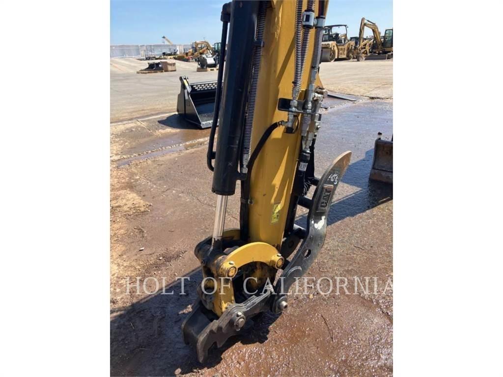 CAT 303.5 대형 굴삭기 29톤 이상