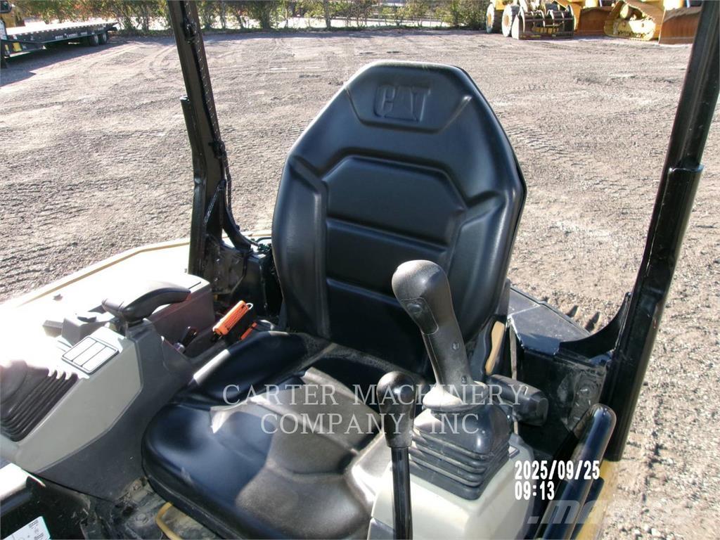 CAT 303.5-07CR 대형 굴삭기 29톤 이상