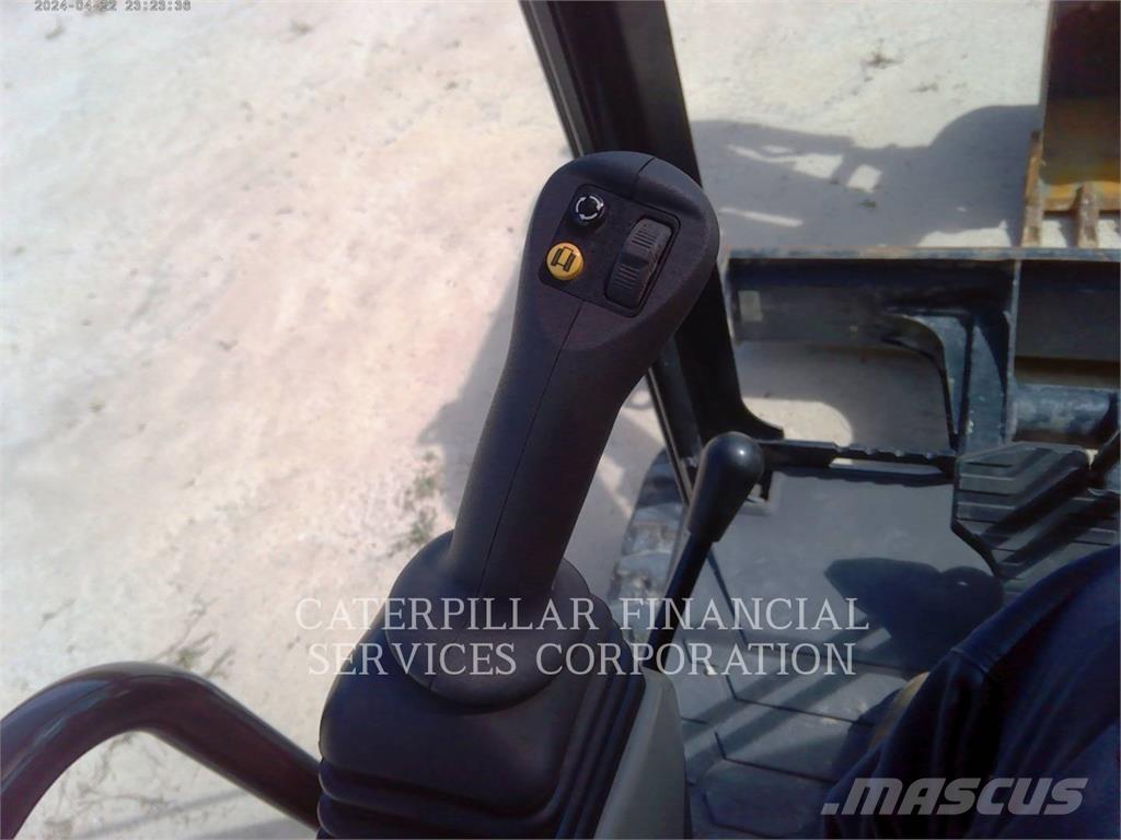 CAT 303.5-07CR 대형 굴삭기 29톤 이상