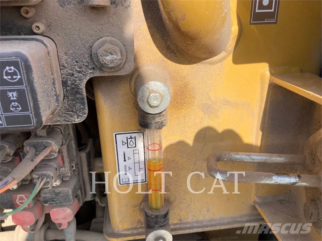 CAT 303.5 CR 대형 굴삭기 29톤 이상