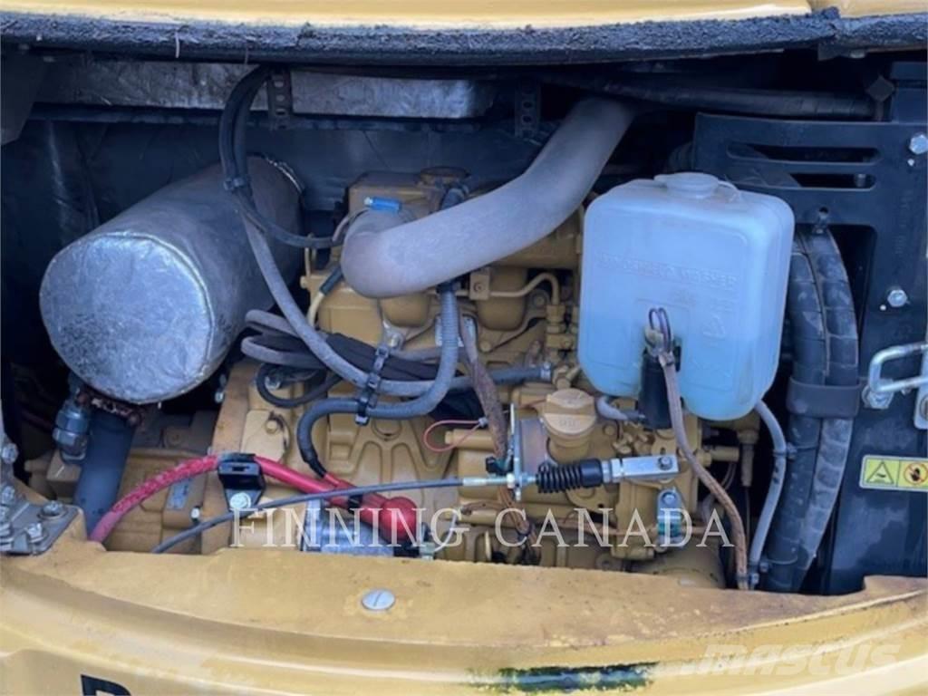CAT 303.5 E 대형 굴삭기 29톤 이상