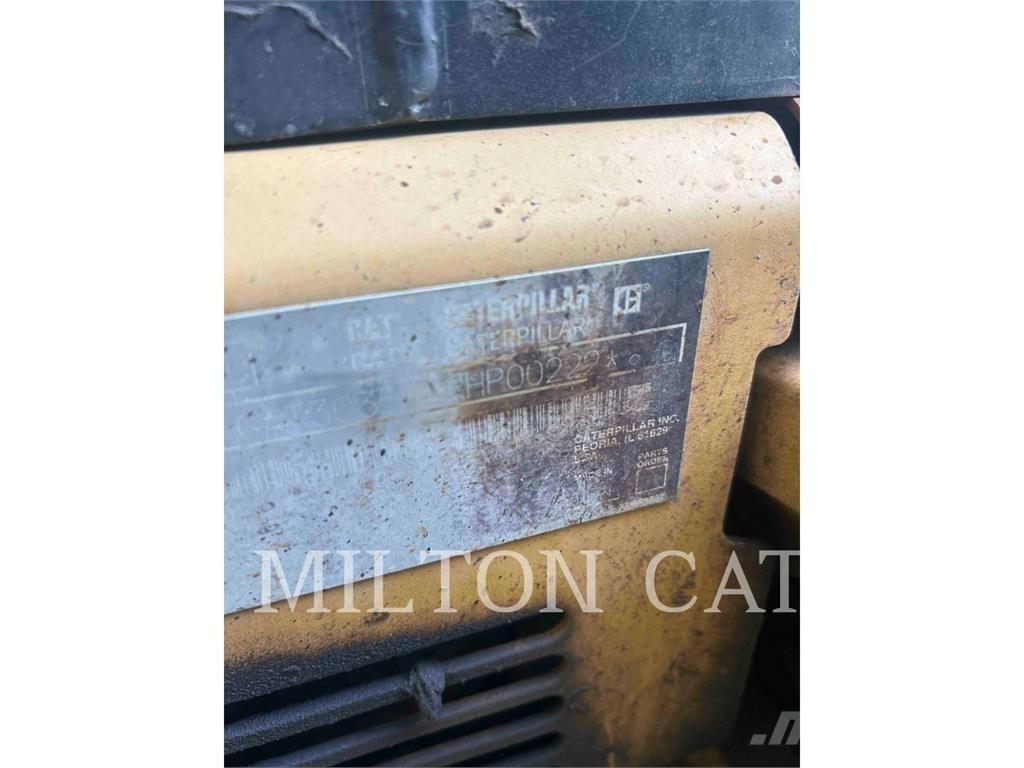 CAT 303.5DCR 대형 굴삭기 29톤 이상