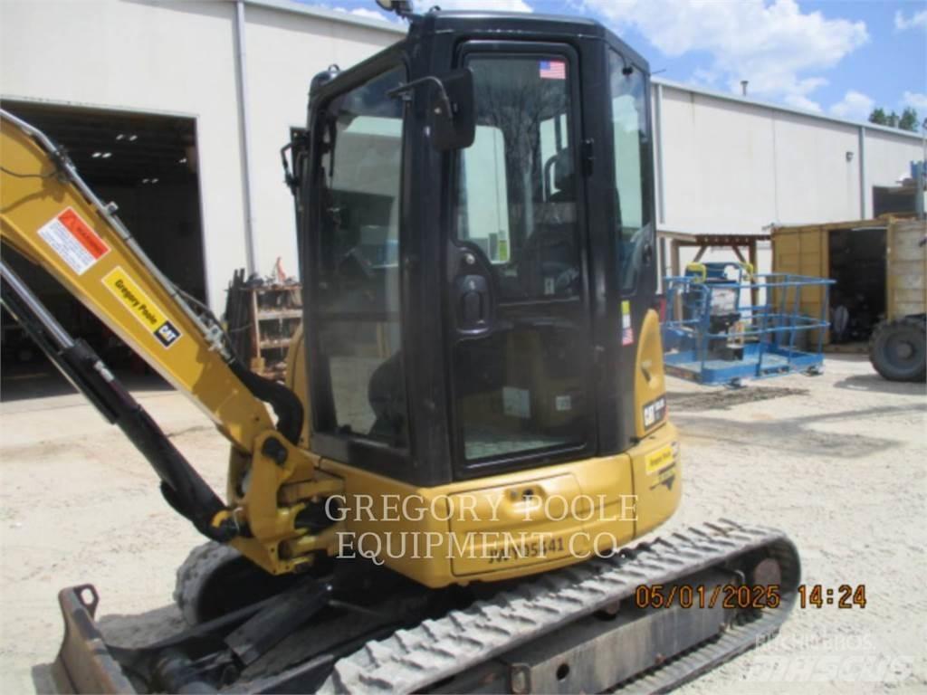 CAT 303.5E2CR 대형 굴삭기 29톤 이상