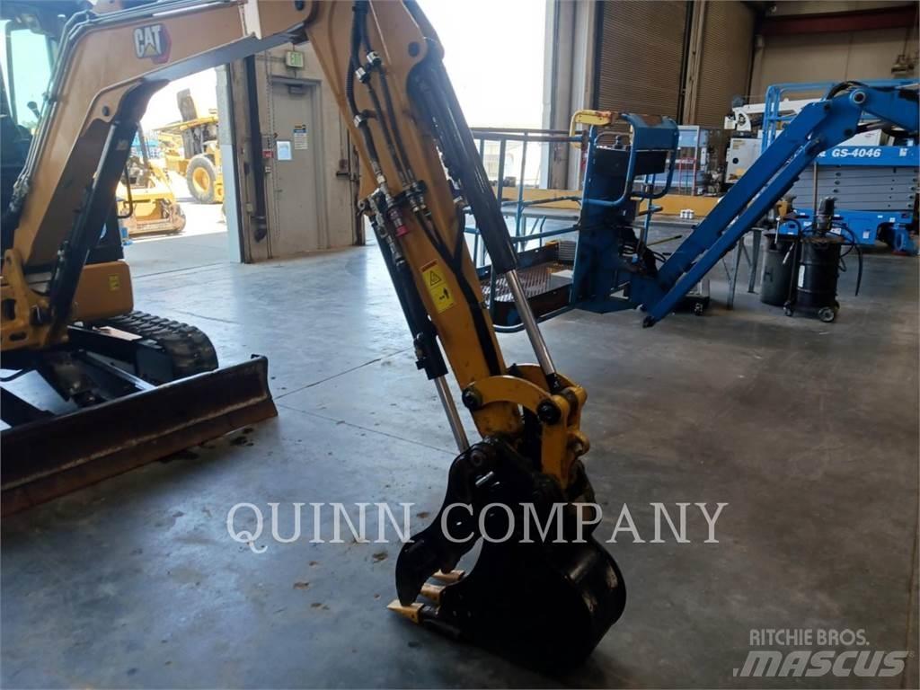 CAT 303.5E2CR 대형 굴삭기 29톤 이상