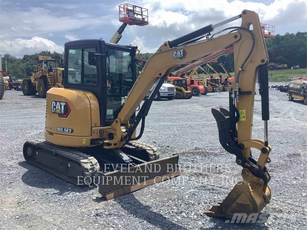CAT 303.5E2CR 대형 굴삭기 29톤 이상