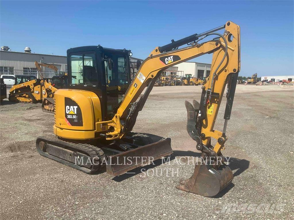 CAT 303.5E2CR 대형 굴삭기 29톤 이상