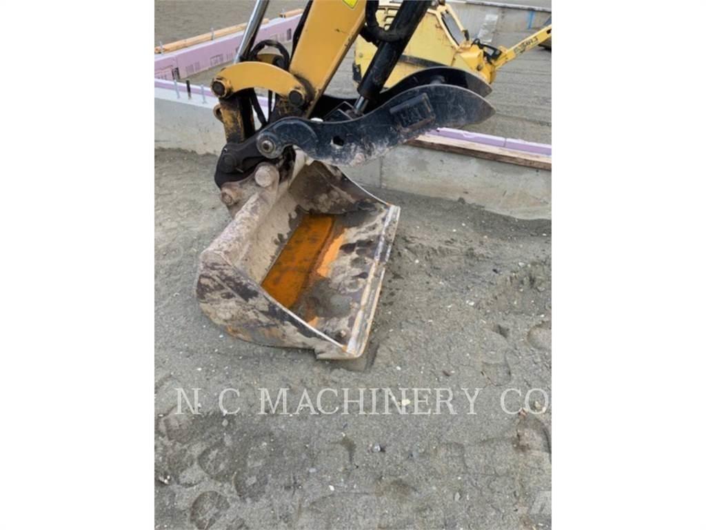 CAT 303.5E2CRN 대형 굴삭기 29톤 이상