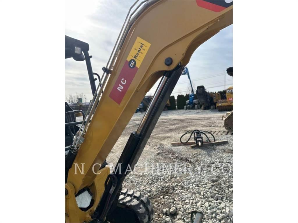 CAT 303.5E2CRN 대형 굴삭기 29톤 이상