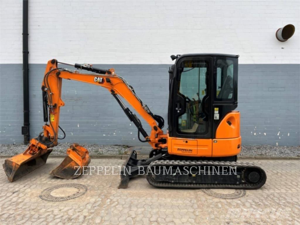 CAT 303.5ECR 대형 굴삭기 29톤 이상