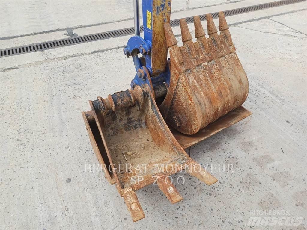 CAT 303 CR 대형 굴삭기 29톤 이상