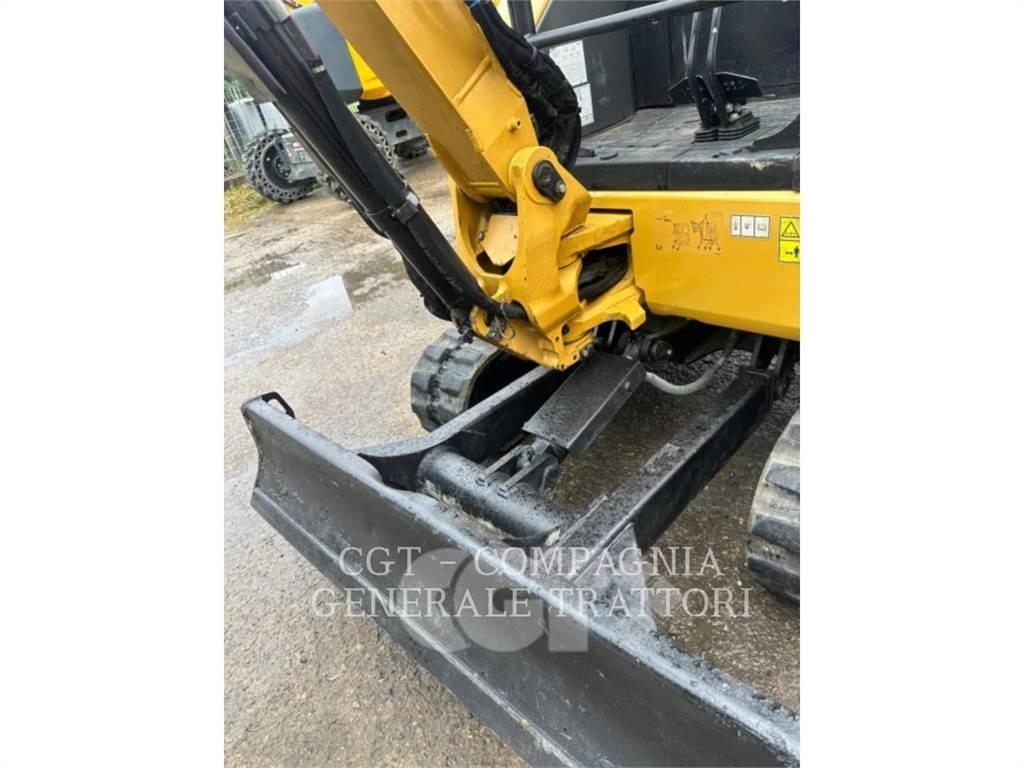 CAT 303 E CR 대형 굴삭기 29톤 이상