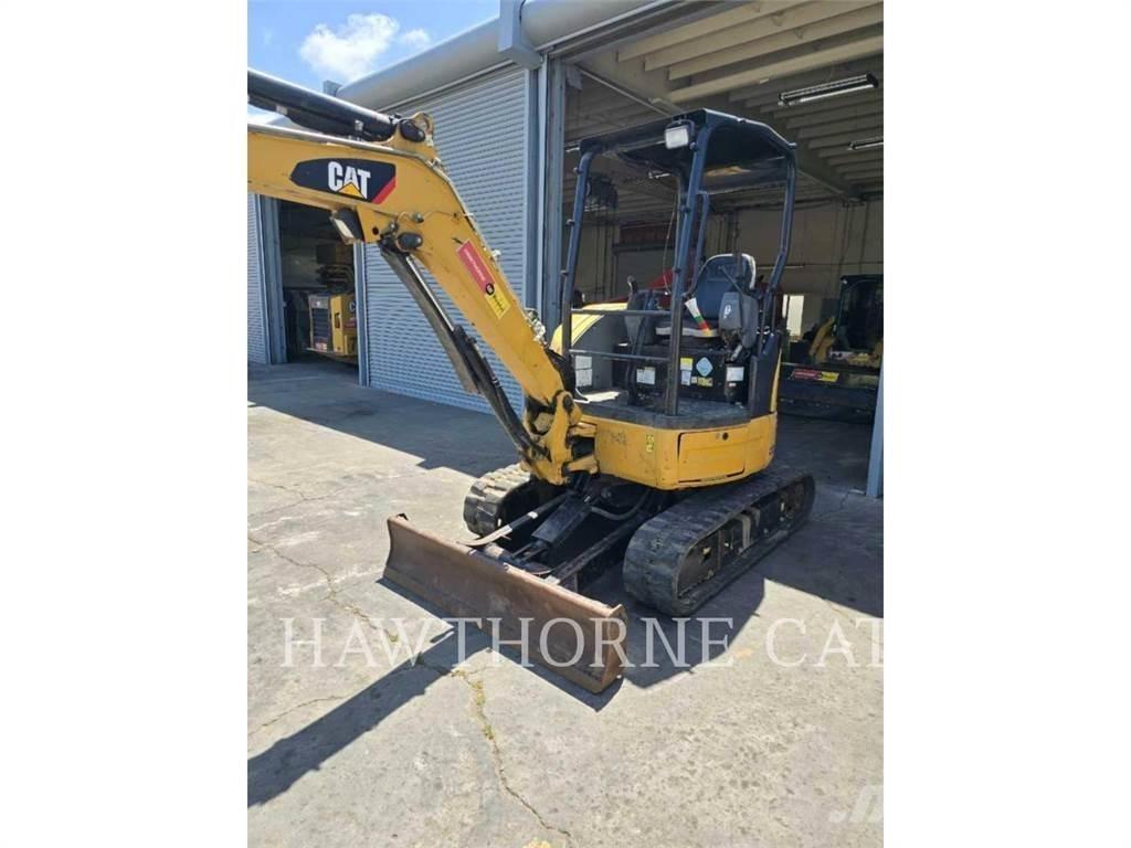 CAT 303E CR 대형 굴삭기 29톤 이상