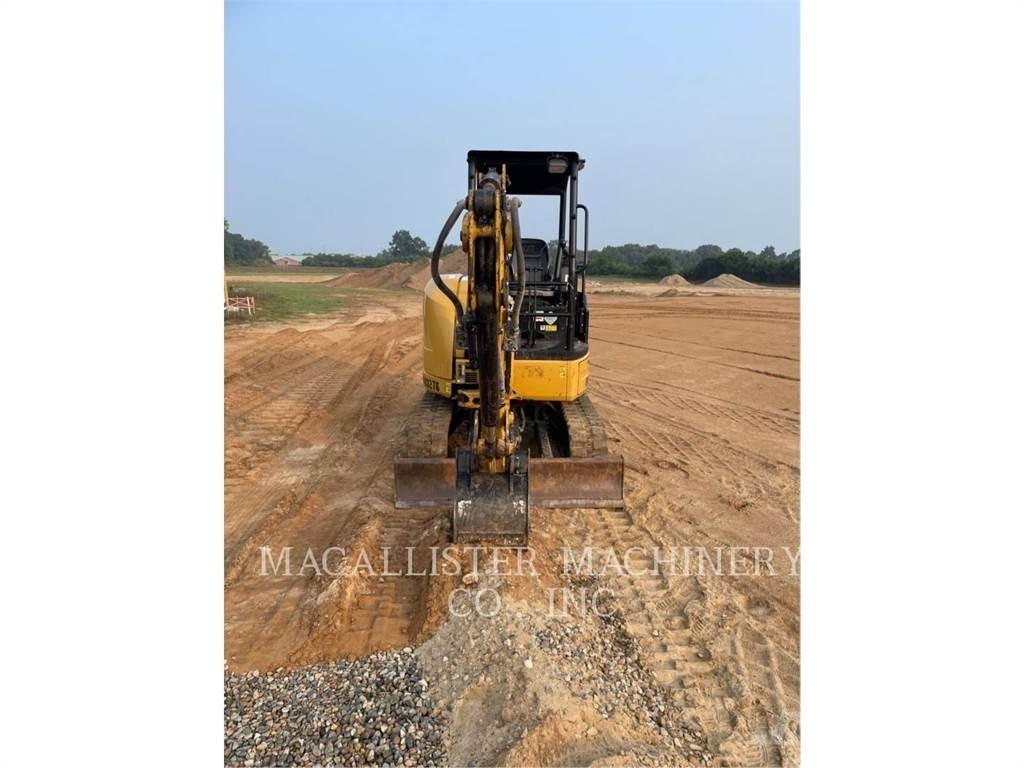 CAT 303ECR 대형 굴삭기 29톤 이상