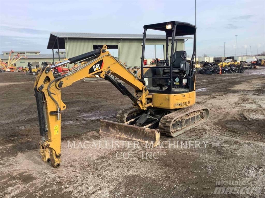CAT 303ECR 대형 굴삭기 29톤 이상