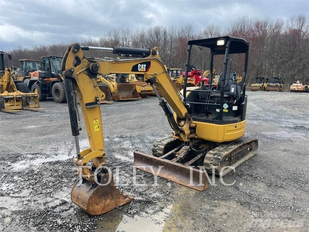 CAT 303ECR 대형 굴삭기 29톤 이상