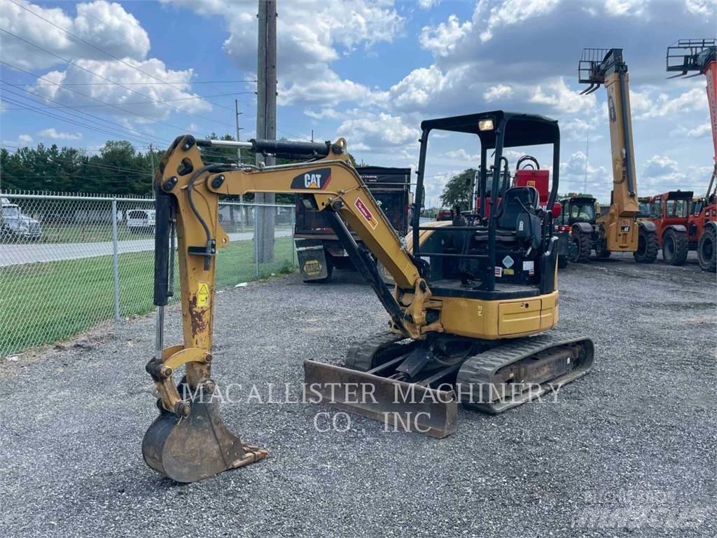 CAT 303ECR 대형 굴삭기 29톤 이상