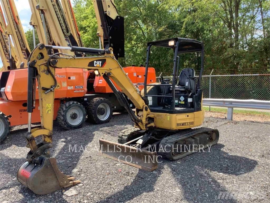 CAT 303ECR 대형 굴삭기 29톤 이상