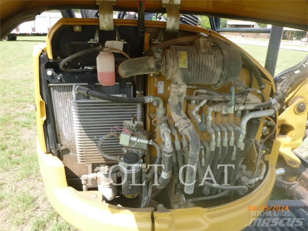 CAT 303ECR 대형 굴삭기 29톤 이상