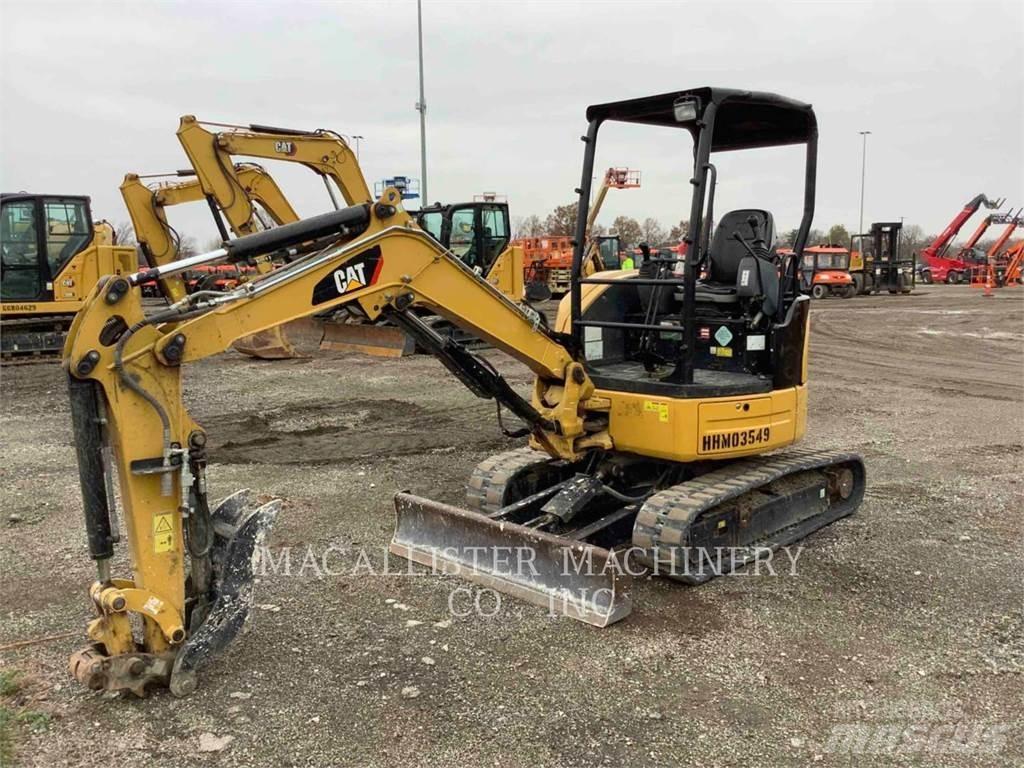 CAT 303ECR 대형 굴삭기 29톤 이상