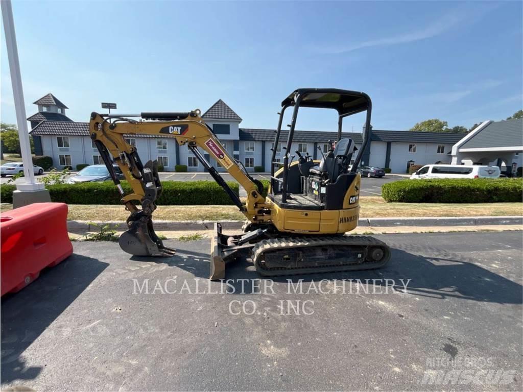 CAT 303ECR 대형 굴삭기 29톤 이상