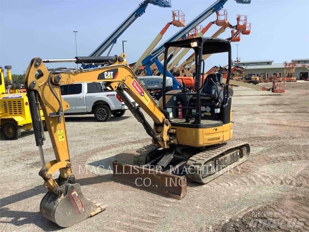 CAT 303ECR 대형 굴삭기 29톤 이상