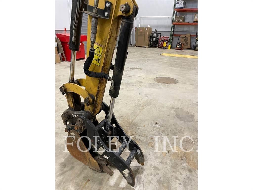 CAT 303ECR 대형 굴삭기 29톤 이상