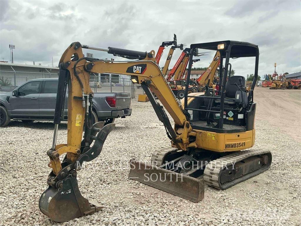 CAT 303ECR 대형 굴삭기 29톤 이상