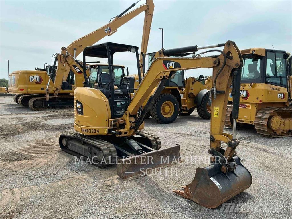 CAT 303ECR 대형 굴삭기 29톤 이상