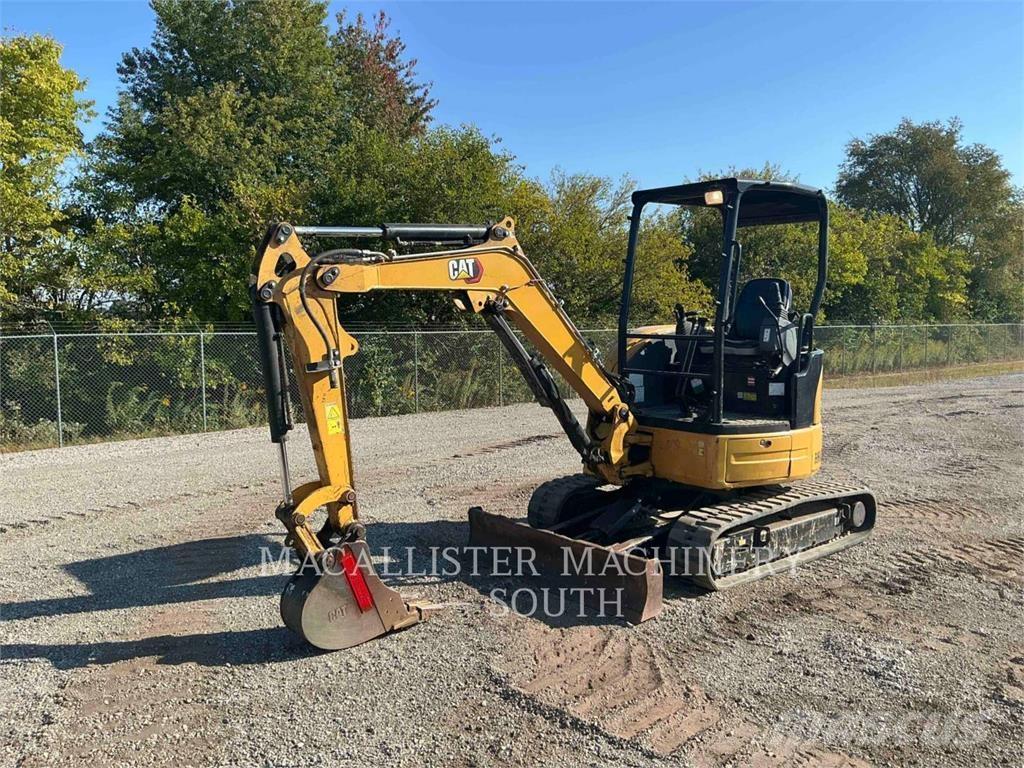 CAT 303ECR 대형 굴삭기 29톤 이상