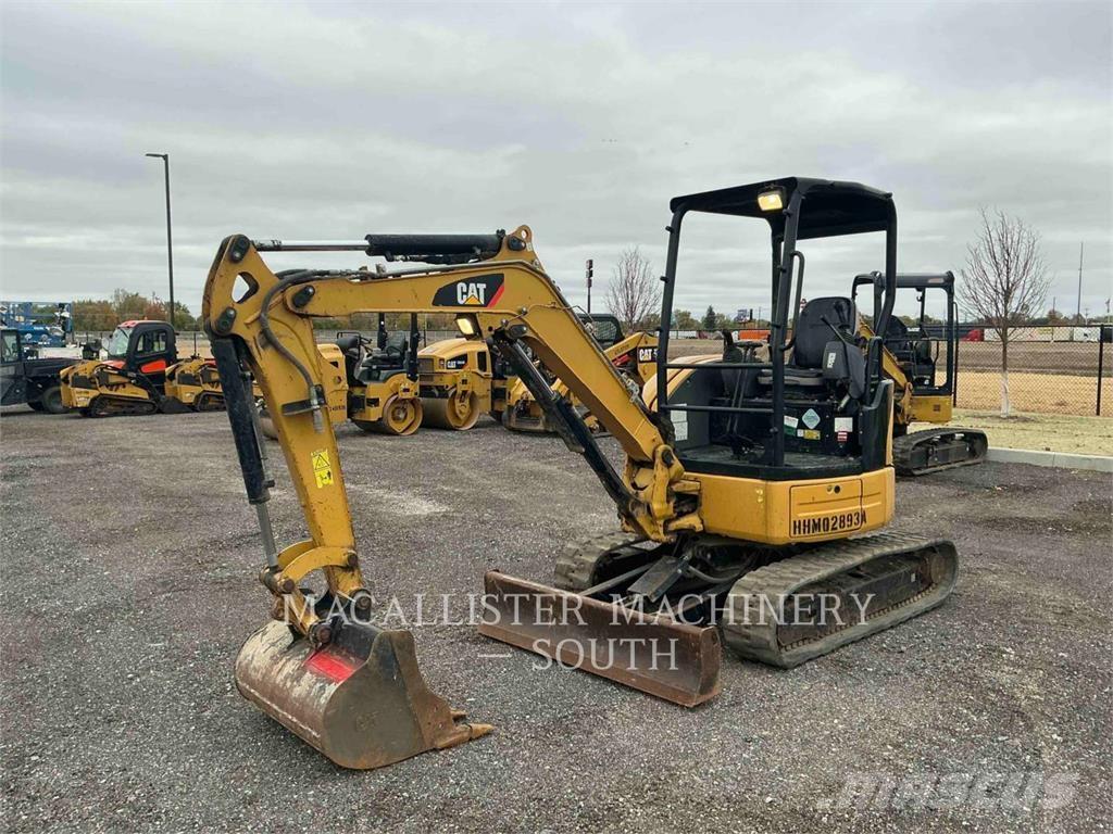 CAT 303ECR 대형 굴삭기 29톤 이상