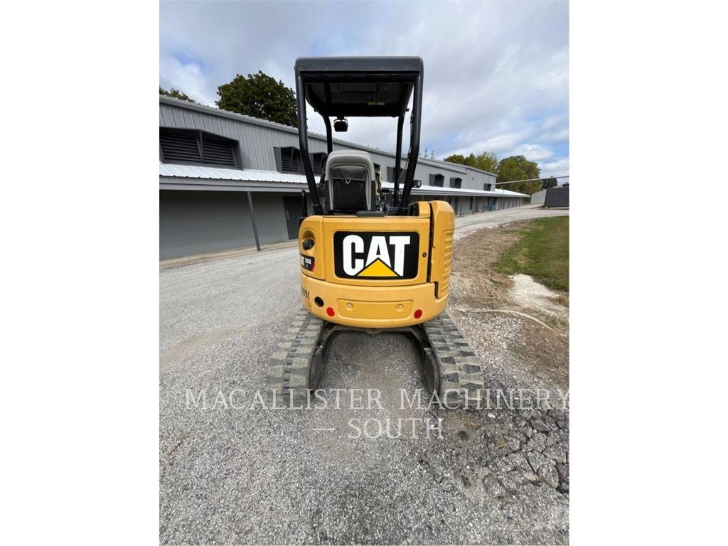 CAT 303ECR 대형 굴삭기 29톤 이상