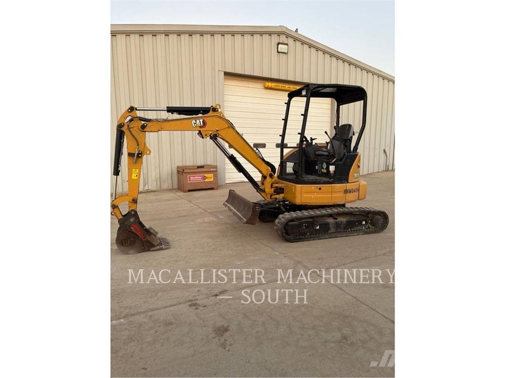 CAT 303ECR 대형 굴삭기 29톤 이상