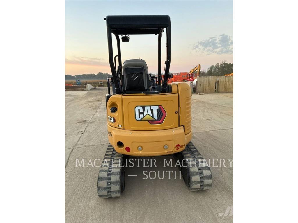 CAT 303ECR 대형 굴삭기 29톤 이상
