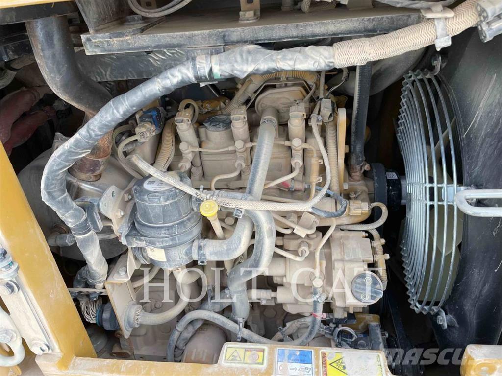 CAT 304 대형 굴삭기 29톤 이상